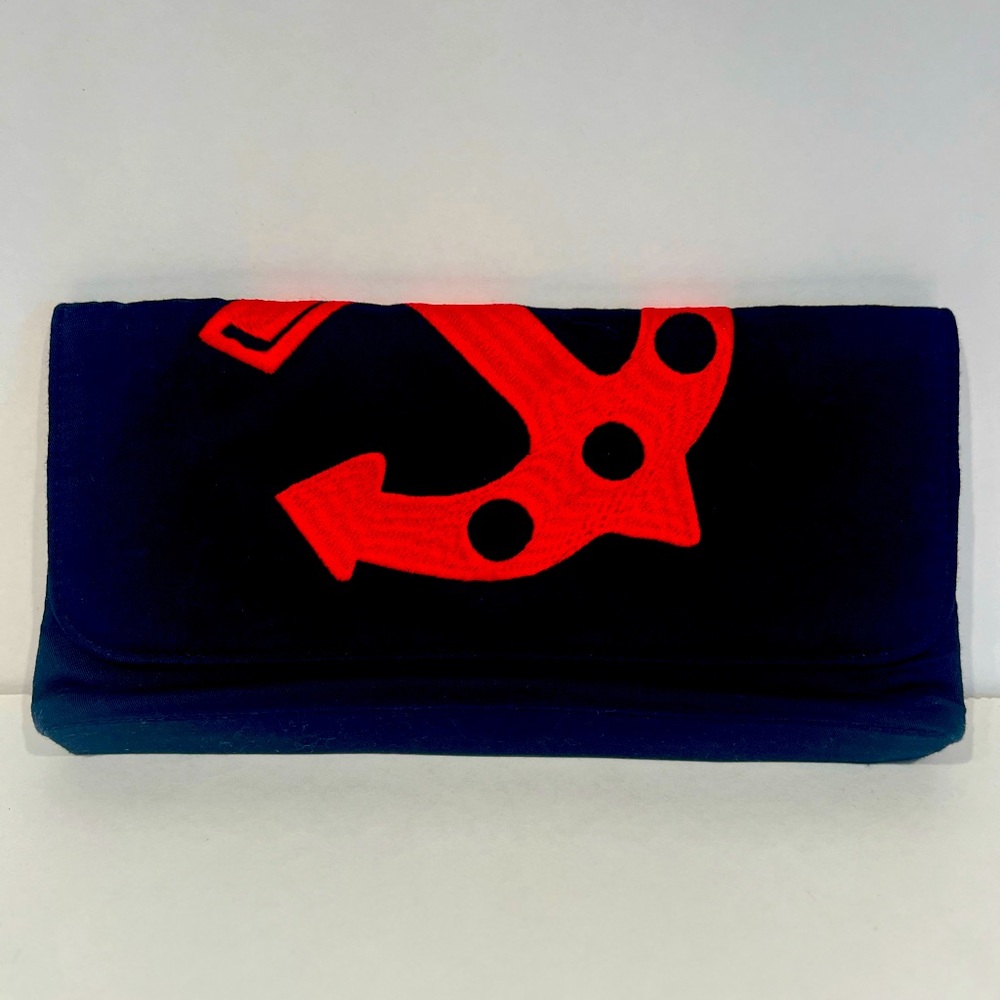 Vineyard Vines anchor navy red clutch purse